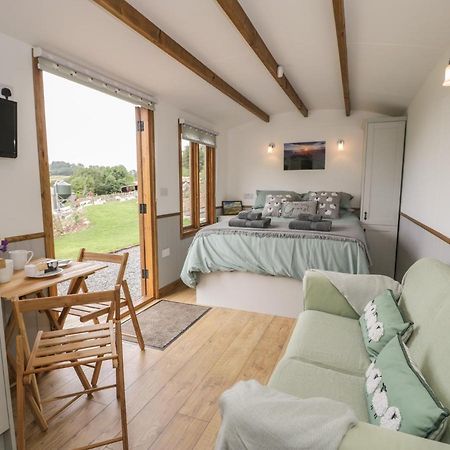 Tan Y Castell Shepherds Hut Llangollen Esterno foto
